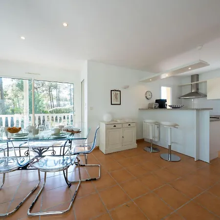 Eden Parc By Interhome *